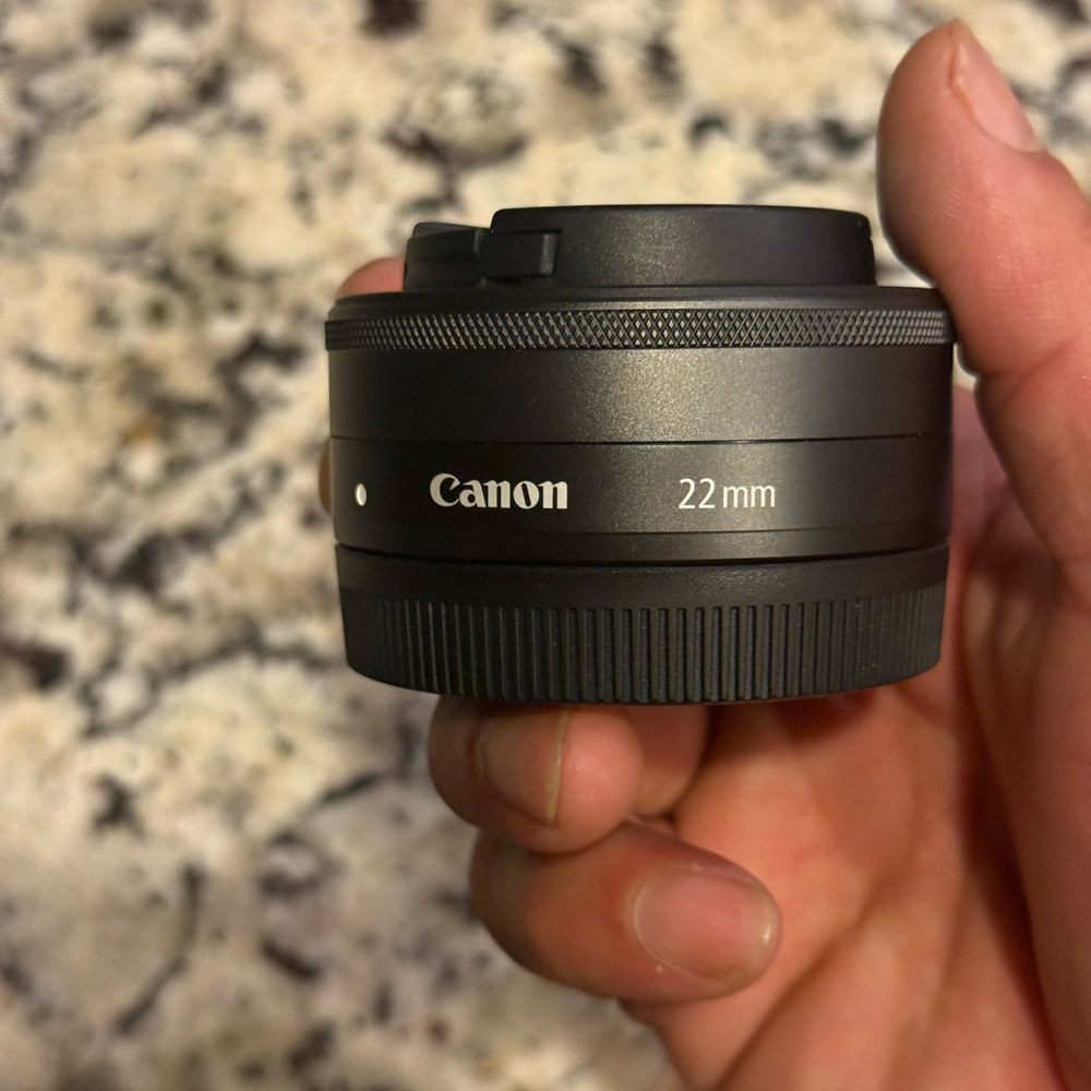 Canon 22mm Pancake Lens M for vlog youtube wide angle sport prime camera lens